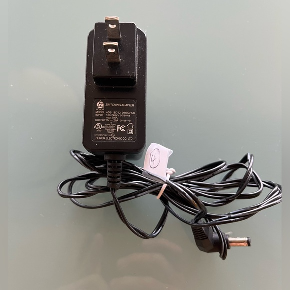 Honor ADS-18C-12N Switching Adapter Power Supply Transformer Output 12V 1.5A - Picture 2 of 8